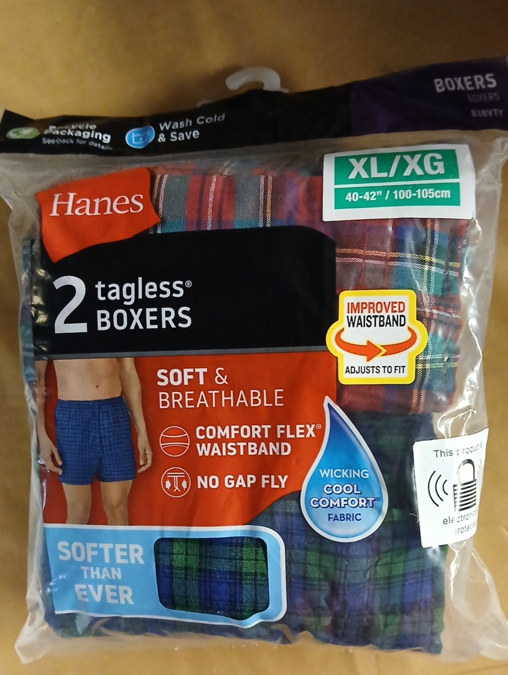 Hanes Men’s Tagless Plaid Boxers – Blue/Green (2-Pack)